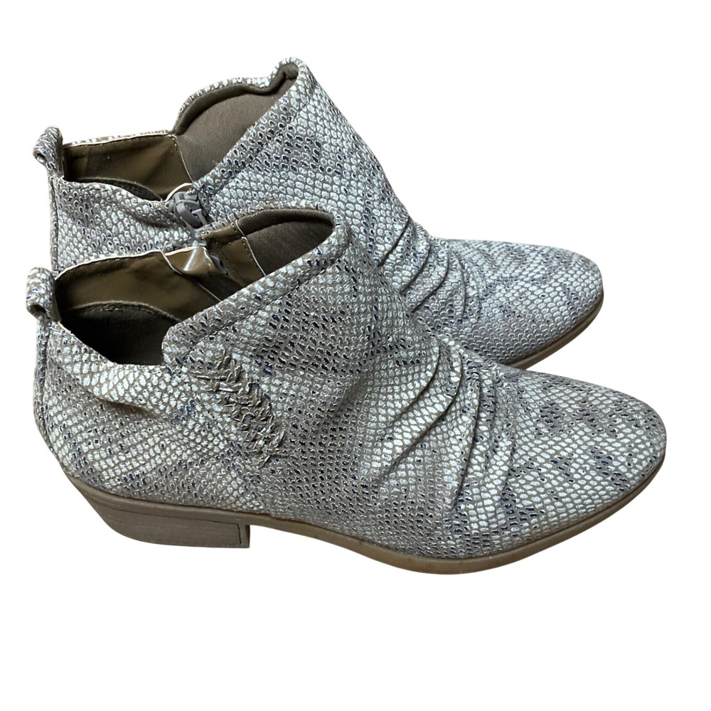 Baretraps Grafton Womens 8M Silver Snakeskin Ruched Ankle Booties BTF19-10665